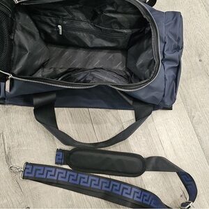 Navy Men’s Duffle Bag - Spacious Travel Weekender